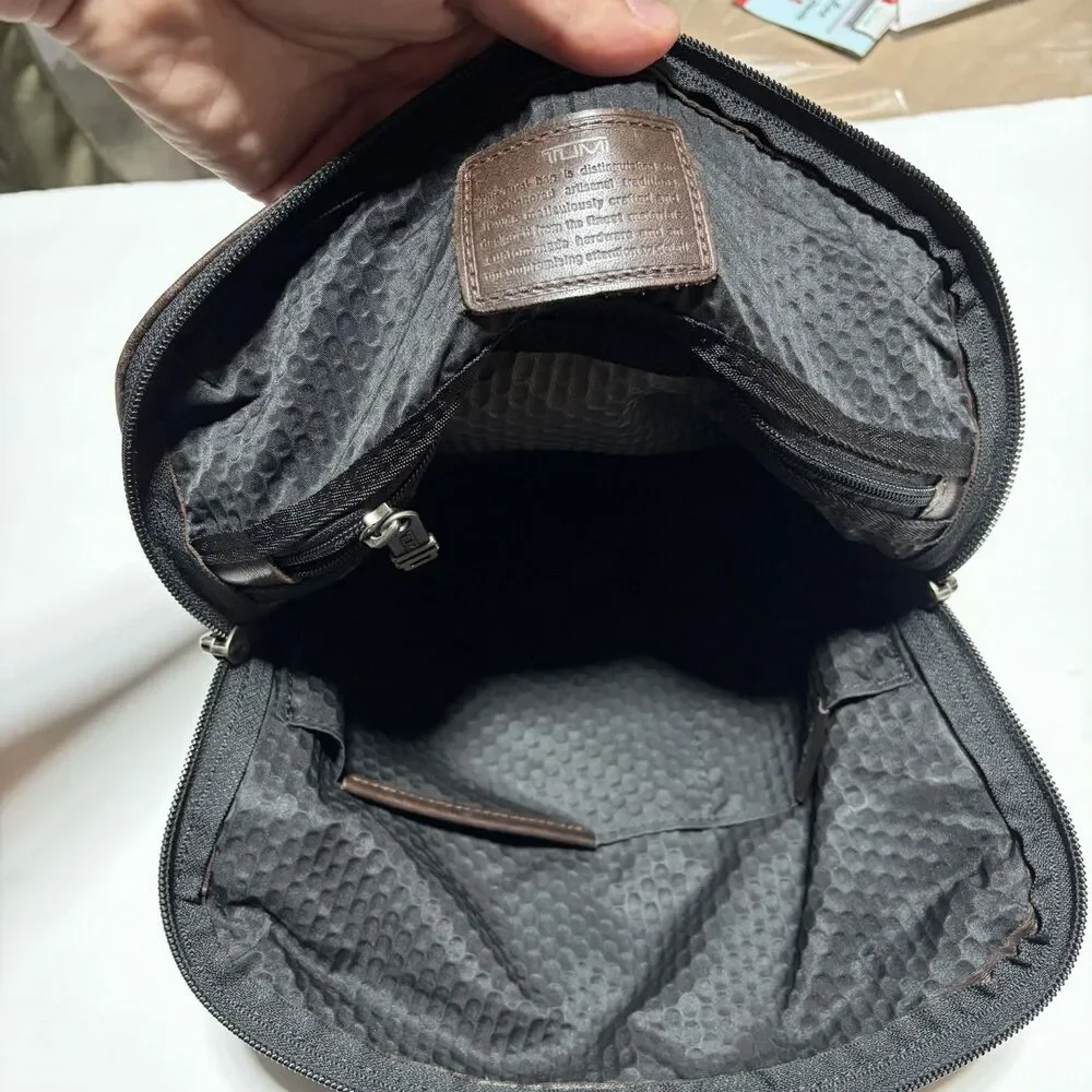 Tumi Alpha Bravo Annapolis crossbody In Ballistic Nylon Brown